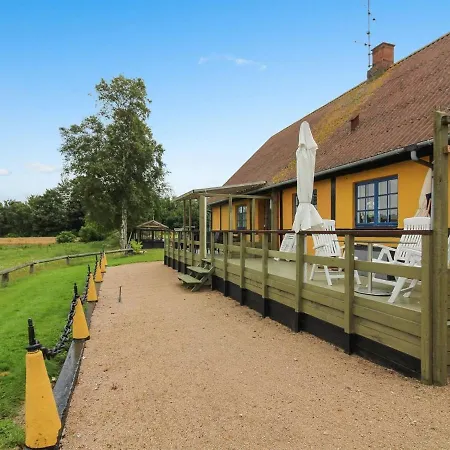 Syzett - 250m From The Sea By Interhome Neksø